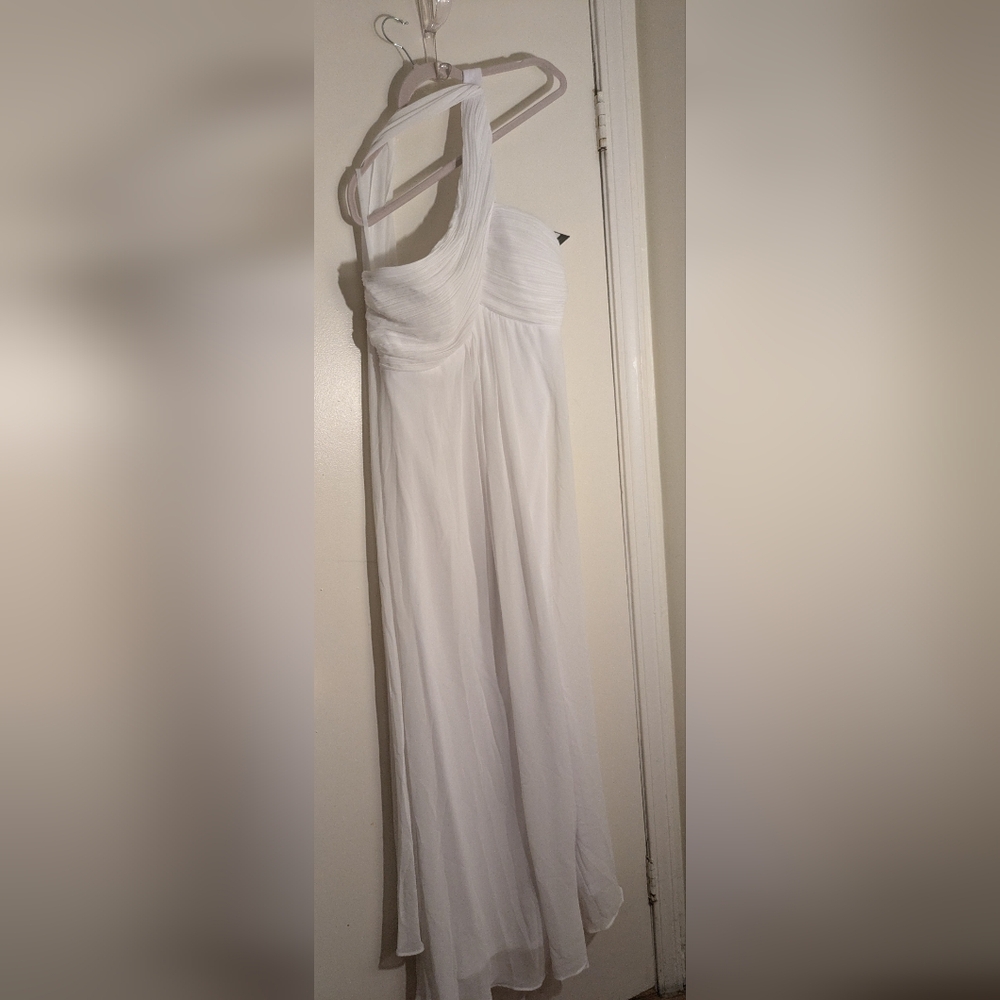 Elegant White One-Shoulder Dress With Shaw Never Worn Size 16